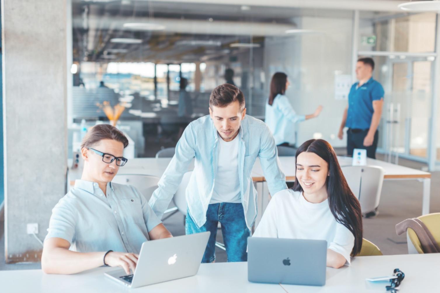Sesión de formación financiera práctica
